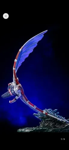 Capitão América Sam Wilson (Deluxe) Iron Studios