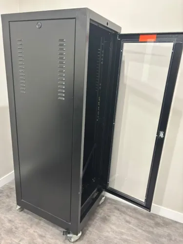 Rack de servidor fechado