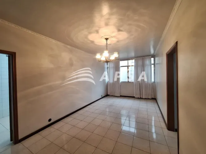 APARTAMENTO DE 3 QUARTOS PARA ALUGAR EM LARANJEIRAS, COM 100M², RECÉM-PINTADO E EM EXCELEN