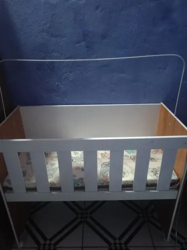 Mini berço com colchão