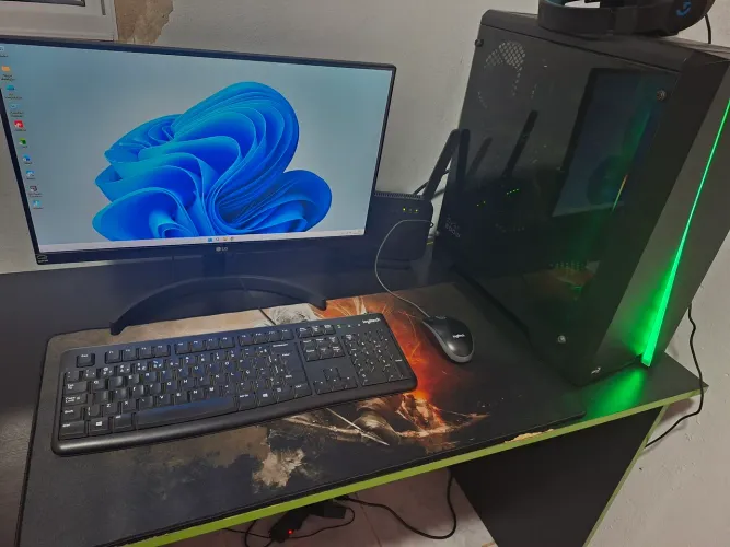PC completo - cpu, monitor, teclado, mouse