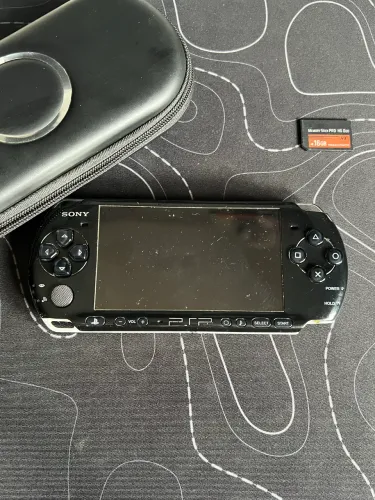 PSP 3001 Destravado + Case