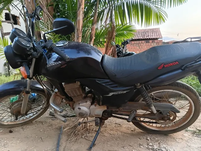 Vendo fan 125 em dias 