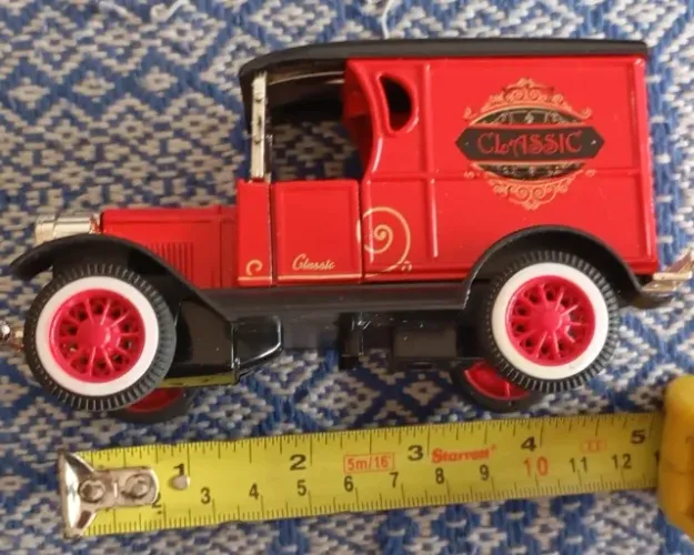 ( Leia ) Miniatura Calhambeque Dony Toys 1:32
