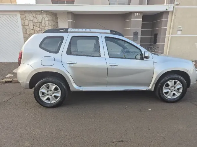 Renault Duster Dynamique 2.0 Hi-flex 16V Aut. 2016