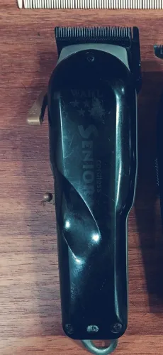 Vende-se máquina profissional Wahl Senior Cordles