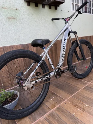 Hupi naja