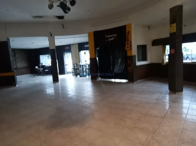 Imóvel para Churrascaria/Restaurante|550 m² úteis Amplo salão Ótima localização