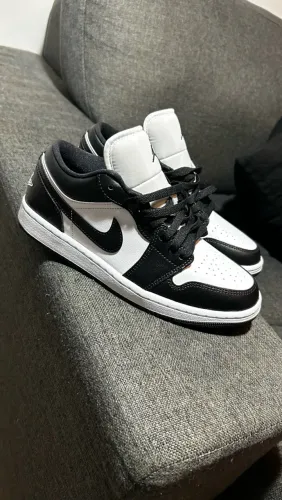 Tênis Air Jordan 1 Low novo