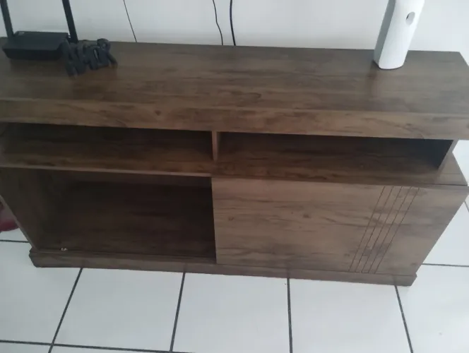 Vendo uma rack com painel