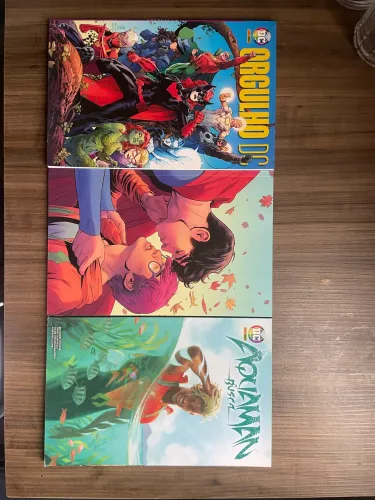 HQ Superman 8/66 (capa alternativa) + Orgulho DC + Aquaman A Busca