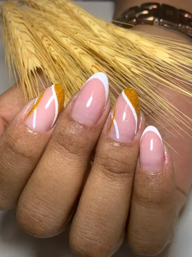 Nails designer