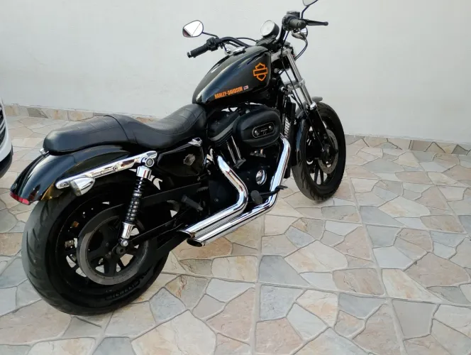 Moto linda conservada toda original sem detalhes