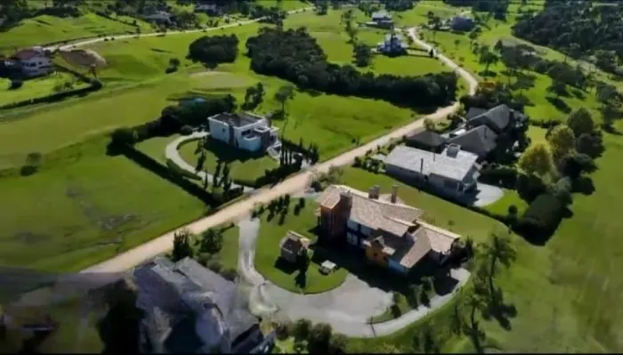 Terreno à venda, Já com projeto aprovado 1000 m² por R$ 390.000 - Invernadinha - Rancho Qu