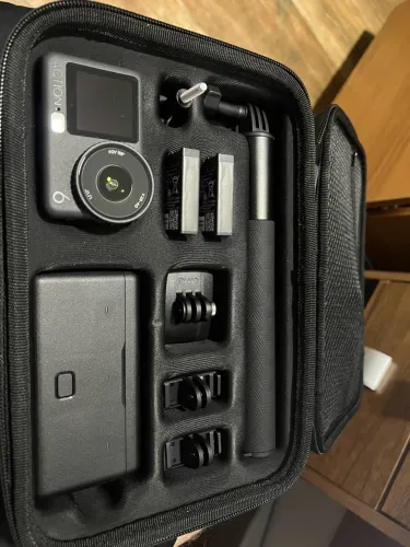 Camera DJI Osmo Action 6 combo
