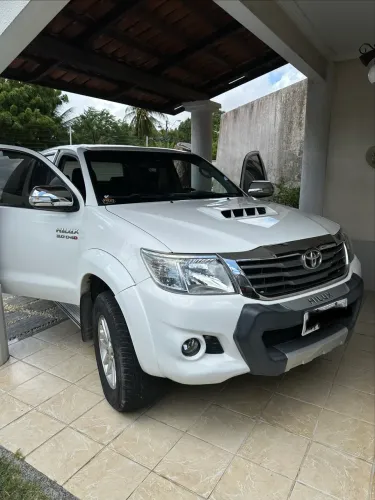 Toyota Hilux CD SRV D4-d 4X4 3.0 TDI Diesel AUT 2015