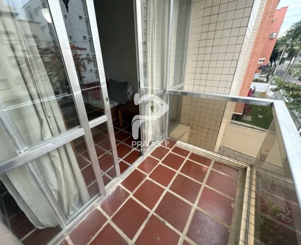Apartamento mobiliado, 2 dormitórios, Enseada, Guarujá