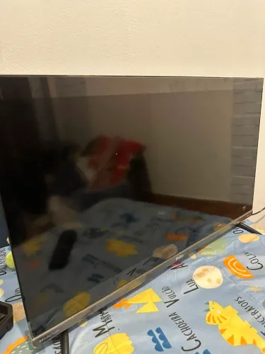Tv smart 32 no plástico estado novo 