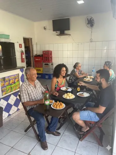 Passo ponto comercial bar restaurante com uma boa clientela