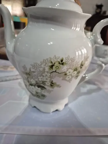 bule de porcelana Schimidt detalhes em verde