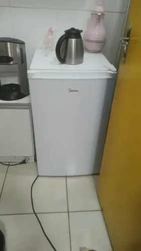 Frigobar metade do preço