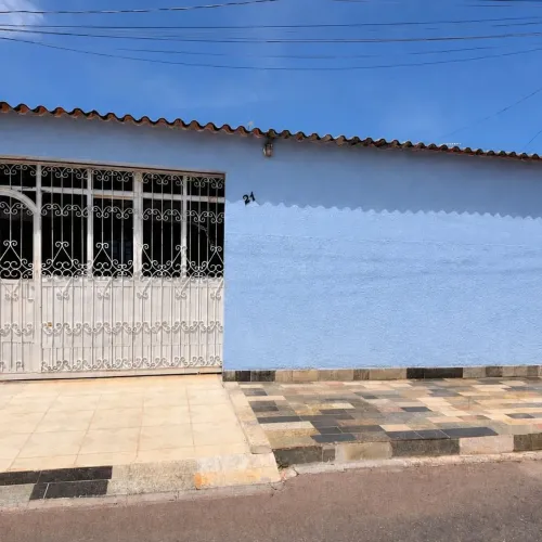 CASA NO MONTE CASTELO