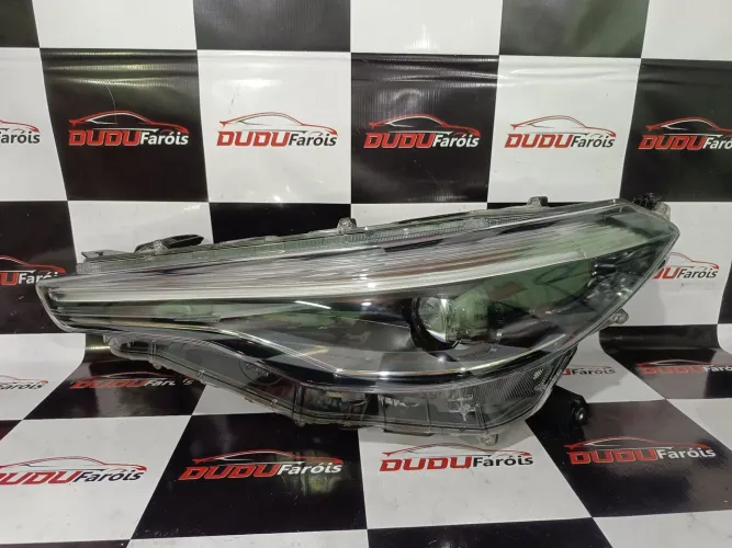 Farol Toyota Corolla Cross Xre L/e Original Usado 2021/2024