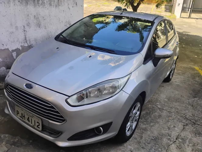 Ford Fiesta 1.5 16V Flex Mec. 5P 2015