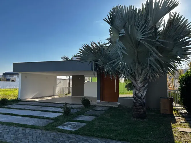 Casa para locação no condomínio Alphaville Cabo Frio