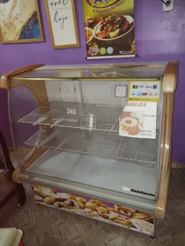 Depósito de Pão, Bolo, Salgados.....
