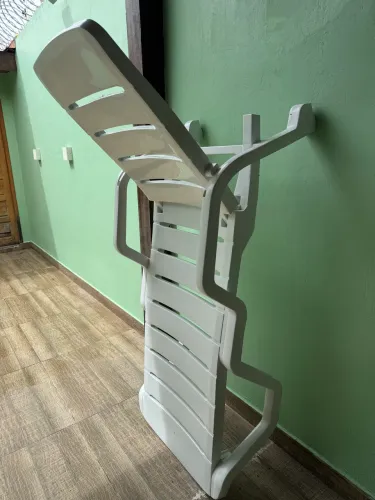 Vendo espreguiçadeira de plástico valor 500