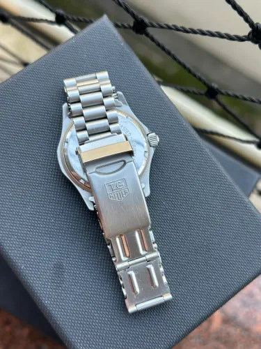 Tag Heuer séries 2000
