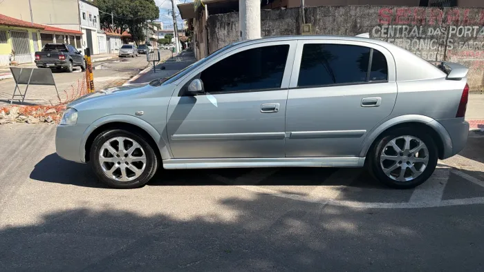 Chevrolet Astra Advantage 2.0 MPFI 8V Flexpower 5P 2011