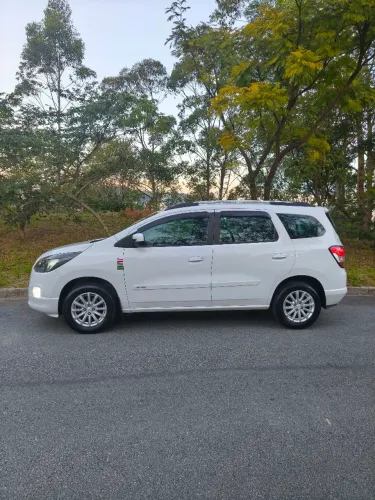 Chevrolet Spin LT 1.8 8V Econo.flex 5P Mec. 2016
