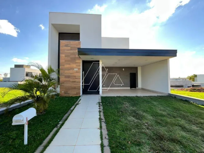 Residência em condomínio fechado, com excelente acabamento, tendo 3 dormitórios 1 sendo su