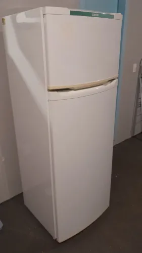 Vendo geladeira