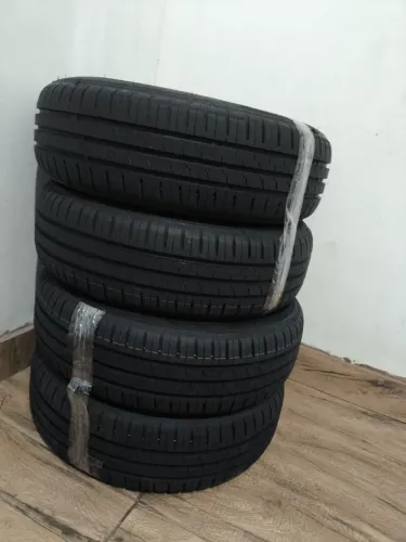 4 pneus novos Ceat Ecodrive 185 70 R14