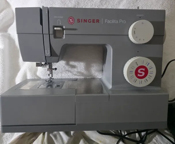 Máquina singer facilita pro, Nova!