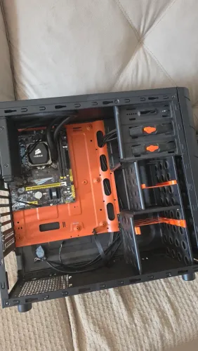 Kit i3 9100f, placa mãe G-H310 Revenger, Memória Mancer Banshee 16GB DDR4 3200