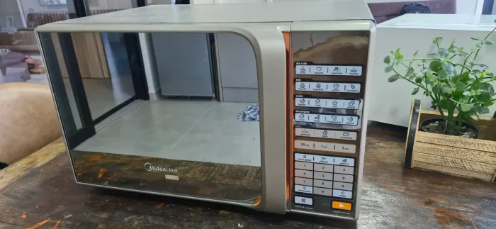 Microndas 30l Midea com Gril