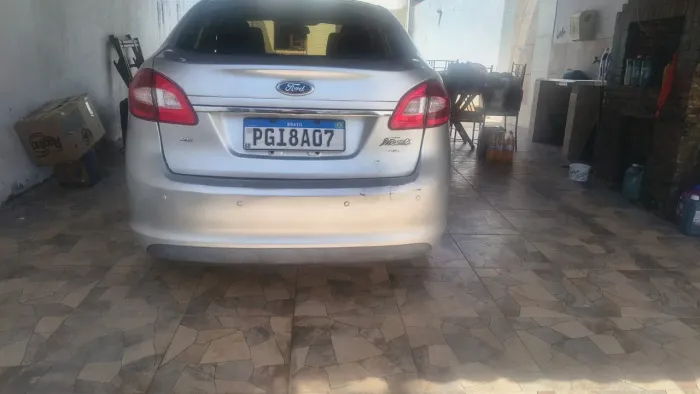 Ford Fiesta Sedan SE 1.6 16V Flex 4P 2012