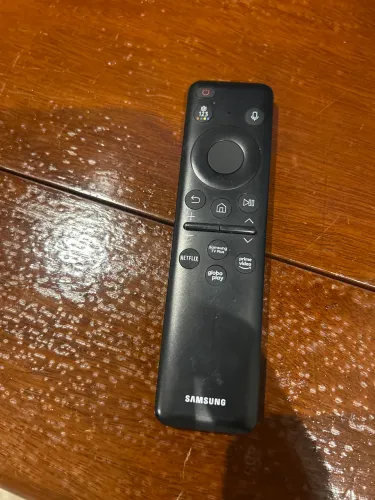 Controle remoto Samsung Qled carregamento solar