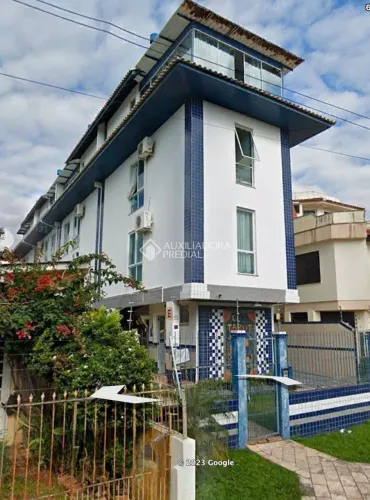 Prédio com 8 Apartamentos em Canasvieiras - Investimento Imperdível!