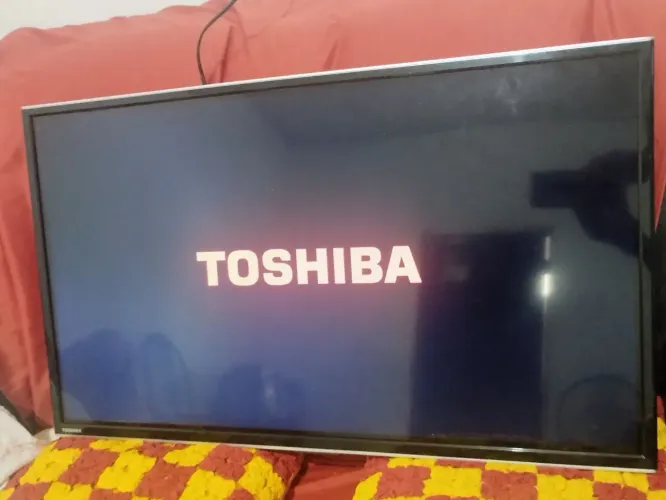 Tv32" perfeito estado, funcionando tudo