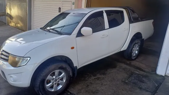 Mitsubishi L200 Triton GL 3.2 CD TB Int. Dies. Mec. 2018