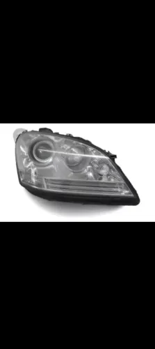 Farol Xenon Direito de Mercedes ML350 ( 2006/2011 )