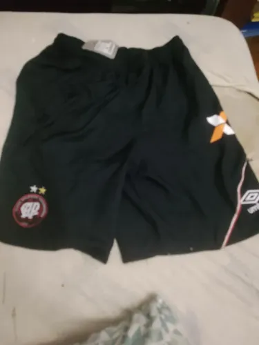 Bermuda de Viagem, ano 2015, original, tamanho GG, do Atlético Paranaense 