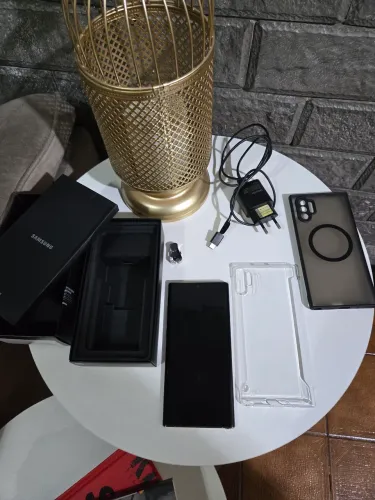 Samsung Galaxy Note10+ 256 Gb Aura Glow 12 Gb Ram Aura Glow (Usado)<br>
