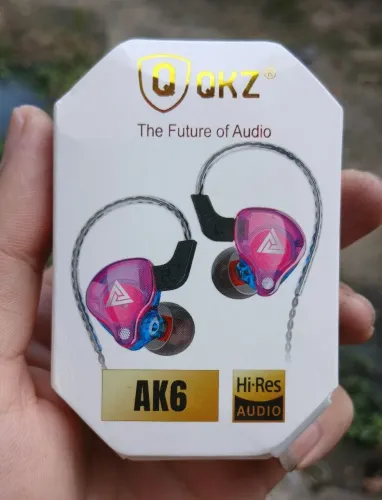 Fone qkz ak6, leia a descrição. 
