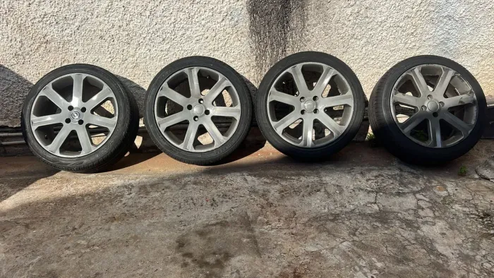 Rodas vectra elite aro 17 com pneus novos 